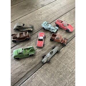 Lot Of 8 Vintage Tootsietoy Metal Cars